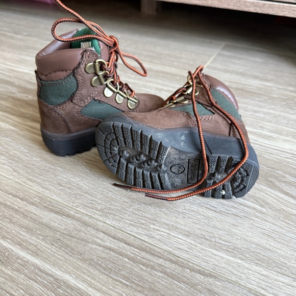 Toddler Beef & Broccoli timberland boots size 4.5 hiking snow winter - Picture 5 of 5